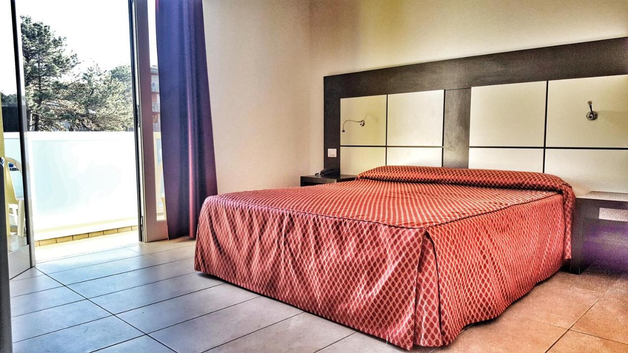 Hotel Alla Terrazza Bibione Exterior photo